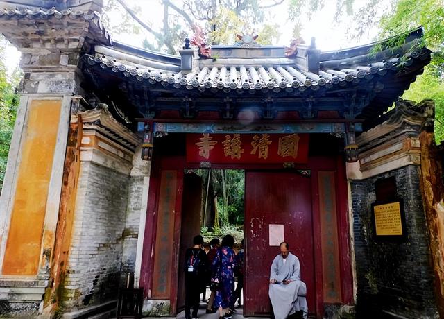 023年过年去哪里旅游好玩又便宜，2021年春节去哪里旅游比较好便宜又好玩"