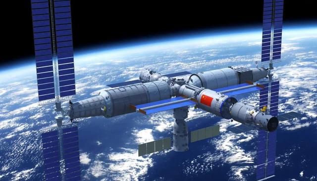 杨利伟出舱流血，杨利伟出舱出血