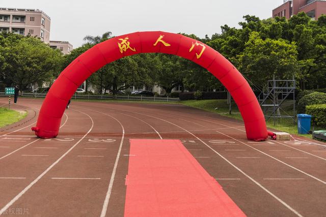 成人礼给女儿的一封信家长最简单，成人礼给女儿的一封信家长最简单的话