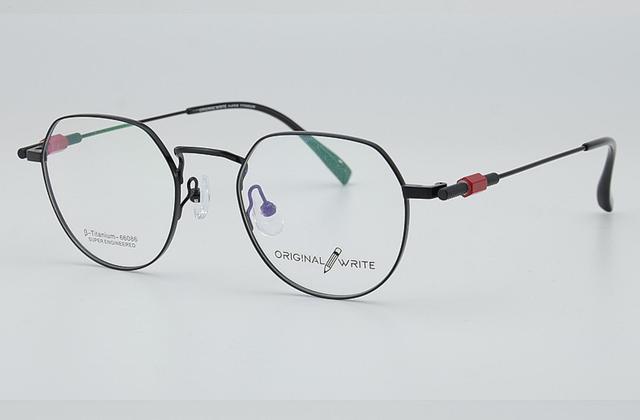 眼镜歪了直接换一副就可以，如何让它“更能打”？