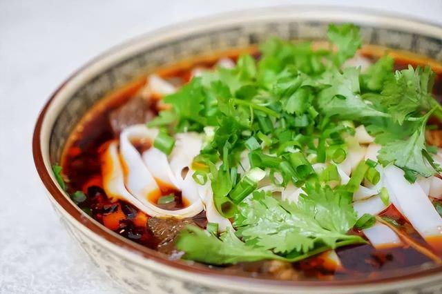 烤苕皮是什么做的,重庆烤苕皮是什么做的