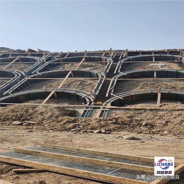 拱形骨架护坡模具厂家,拱形骨架护坡模具择保定恒勇好