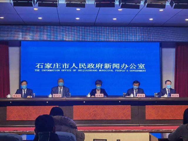 做第一个吃螃蟹的人是什么意思,做第一个吃螃蟹的人是啥意思