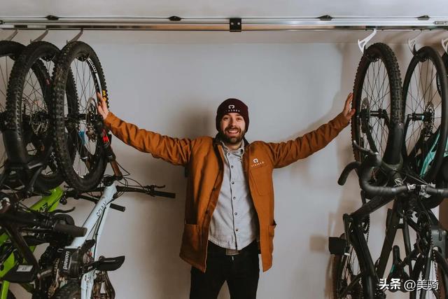 山地自行车中轴轴承的拆卸方法,自行车中轴响每蹬一圈就响一下