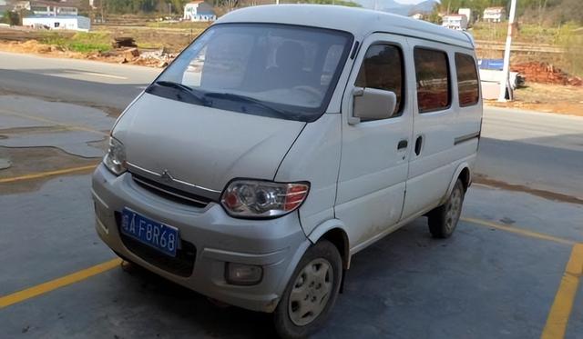 案例禽兽司机为满足欲望，将16岁花季少女囚禁废弃地窖