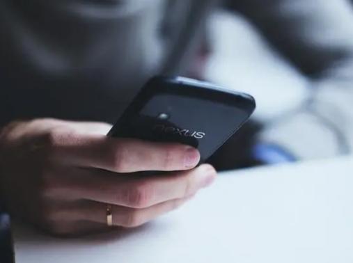 华为手机电话视频是用流量还是话费卡,华为手机电话视频要流量吗