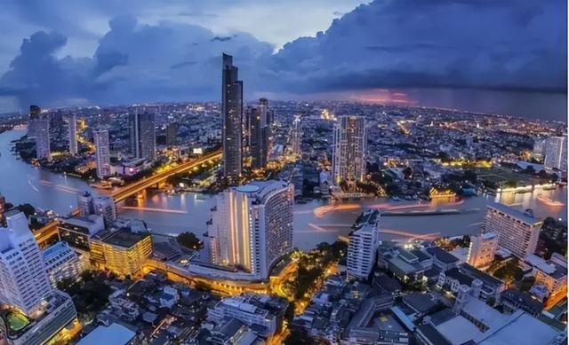 十四亿人养不起央企？守着“金矿”都血亏上百亿，钱都去哪了？