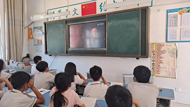 封闭式管理叛逆孩子的学校,叛逆期孩子改造学校