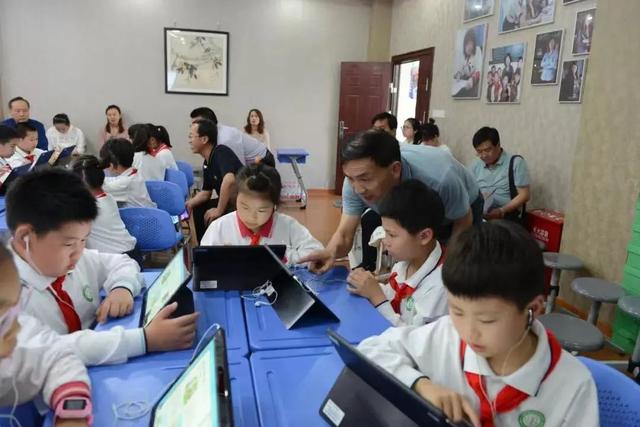 劳动教育黑板报素材,劳动教育黑板报素材文字