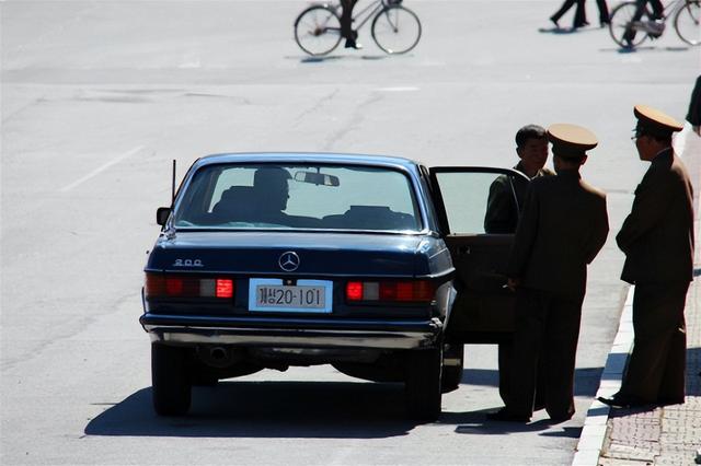 大床房和标准间的区别,大床房和标准间的区别哪个便宜