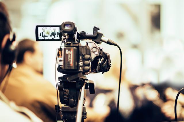 00万粉丝做短视频真实收入,100万粉丝做短视频真实收入多少"