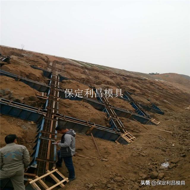 拱形骨架护坡模具厂家,拱形骨架护坡模具择保定恒勇好