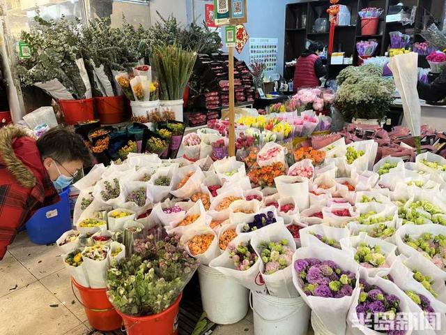 玫瑰花批发价格多少钱一只,玫瑰花批发价格多少钱一只1000朵