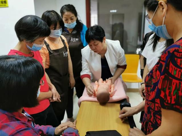 开清洁公司需要多少钱,开清洁公司需要多少钱一个月