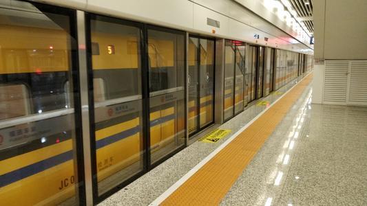 一辆地铁列车价值多少钱,上海一辆地铁列车价值多少钱