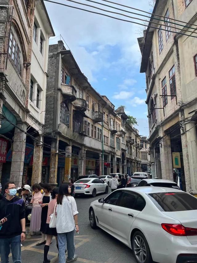 江门地王广场有什么好玩的,江门地王广场有什么好玩的地方