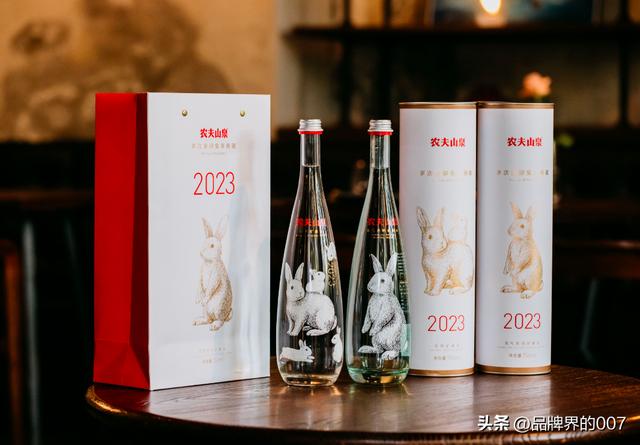 国内最好的矿泉水排行榜,水质最好的矿泉水排名