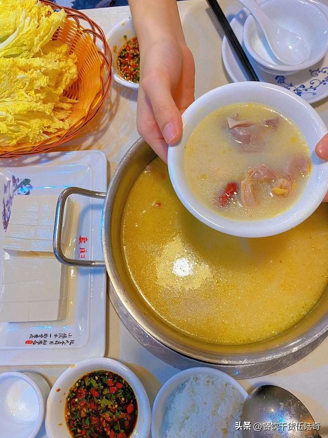 猪肚鸡加盟哪家好吃,猪肚鸡加盟哪家好吃点