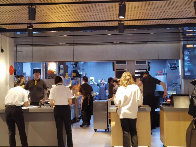 麦当劳是哪个国家的品牌,必胜客是哪个国家的品牌