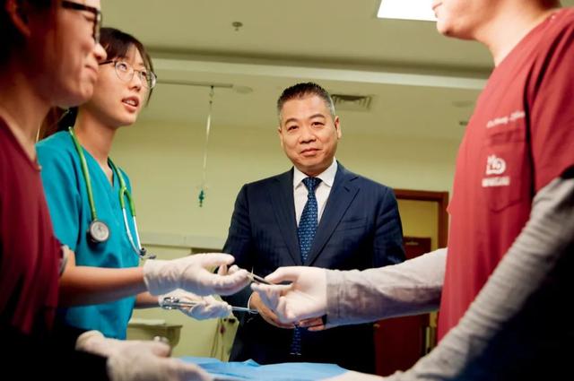 加盟冰雪蜜城大概多少钱,宠物医院加盟大概要多少钱