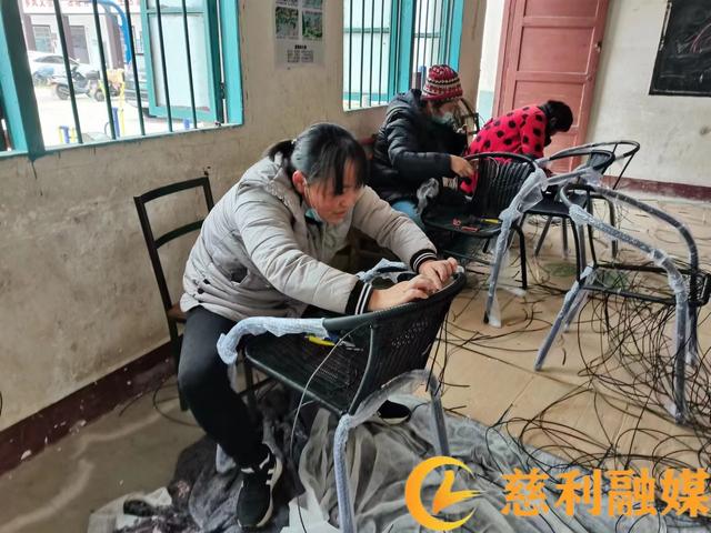 我想做代加工,有没有厂家,我想做代加工手工活之类的