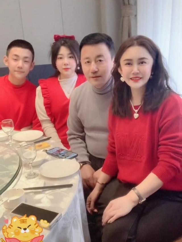 于月仙头部掉了图片,于月仙脑袋掉了