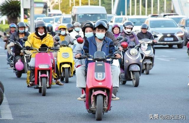 十大电动车排名前十名,爱玛电动车所有车型图片