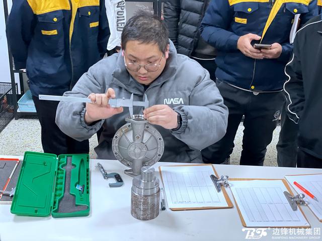 团队建设36个经典活动室内外游戏,拓展训练经典项目30个