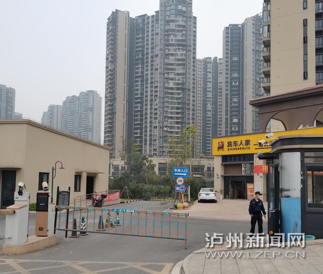 全自动洗车设备一套多少钱,一个全自动洗车设备多少钱