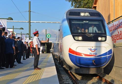 一辆地铁列车价值多少钱,上海一辆地铁列车价值多少钱