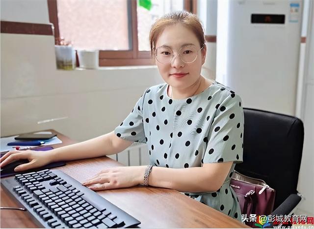 个人简介模板50字,高情商的自我介绍50字左右