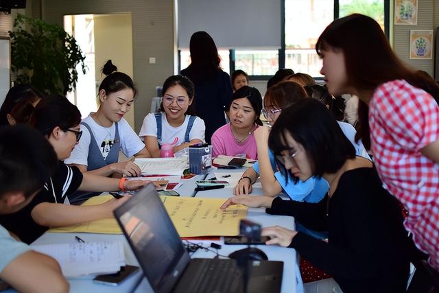 乐创世界少儿机器人编程,学编程一年要多少钱