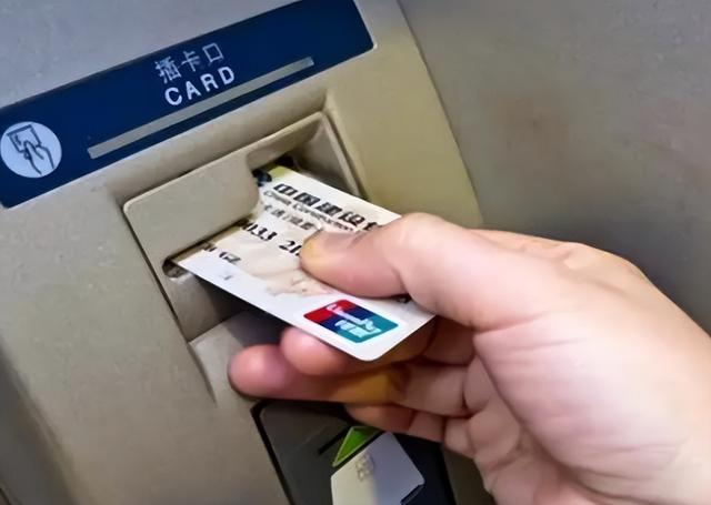 定期到期后不取怎么算,定期存款到期不取会作废吗