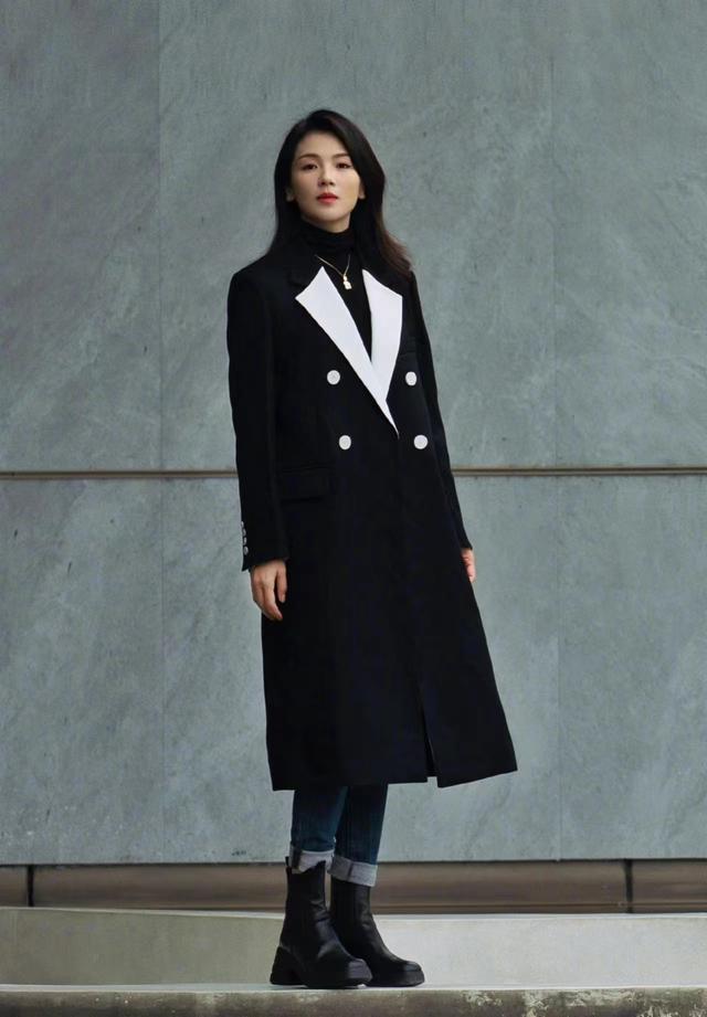 黑色搭配什么颜色好看,