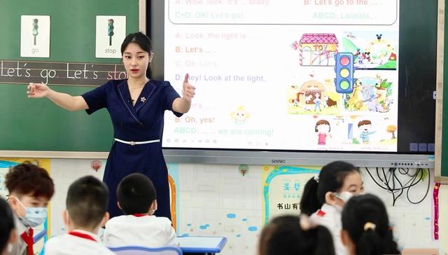 超短裙现象什么意思,超短裙的概念