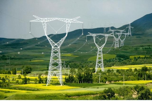 十四亿人养不起央企？守着“金矿”都血亏上百亿，钱都去哪了？