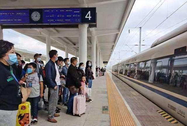 和谐号高铁造价多少钱一辆,和谐号动车造价多少钱