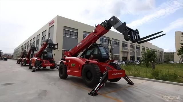 越野叉车,越野叉车3.5吨的新的多少钱