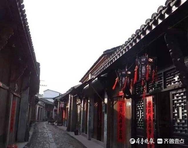 微信运动查到对方位置免费,怎么查一个人一天的行动轨迹