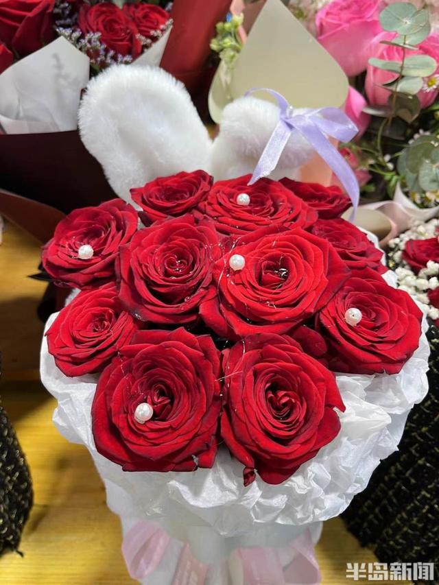 玫瑰花批发价格多少钱一只,玫瑰花批发价格多少钱一只1000朵