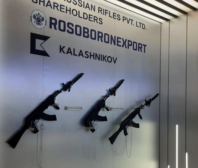 ak200突击步枪参数,ak200突击步枪和中国03新式步枪