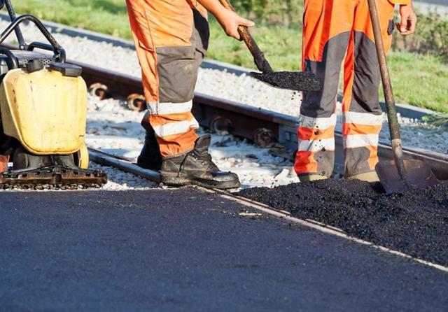 附近收旧轮胎电话号码,哪里有回收旧轮胎的,电话号码