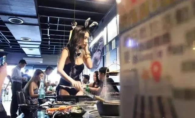 烧烤一天卖1000利润多少，烧烤培训班一般要多少钱