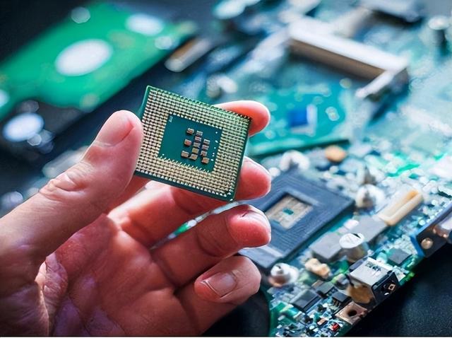 中国三大芯片公司，中芯国际是哪个国家的企业