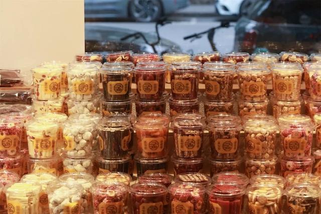 鑫忆品香加盟费多少,品忆香炒货加盟官网