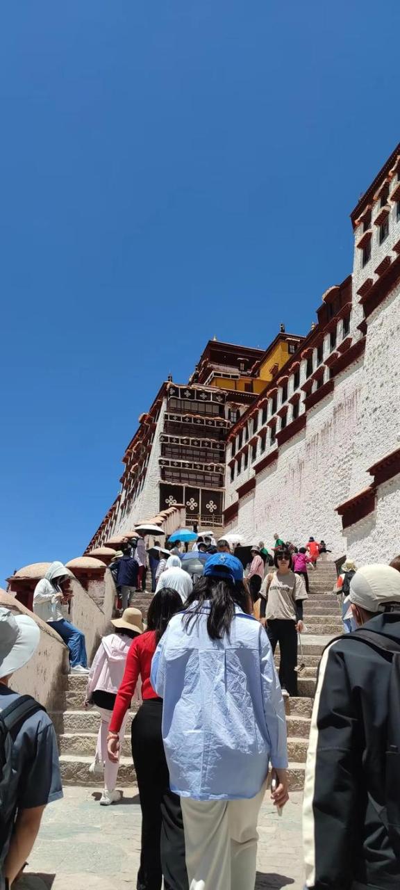 布达拉宫门票多少钱一张，布达拉宫在哪