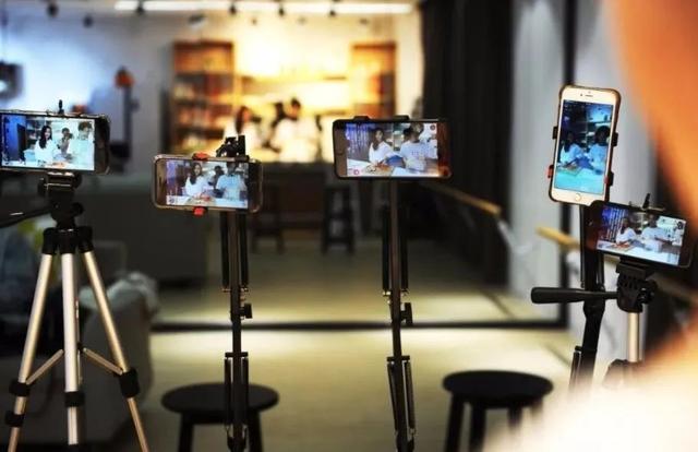 抖音直播内容聊天稿子,新人主播必备聊天话题文本