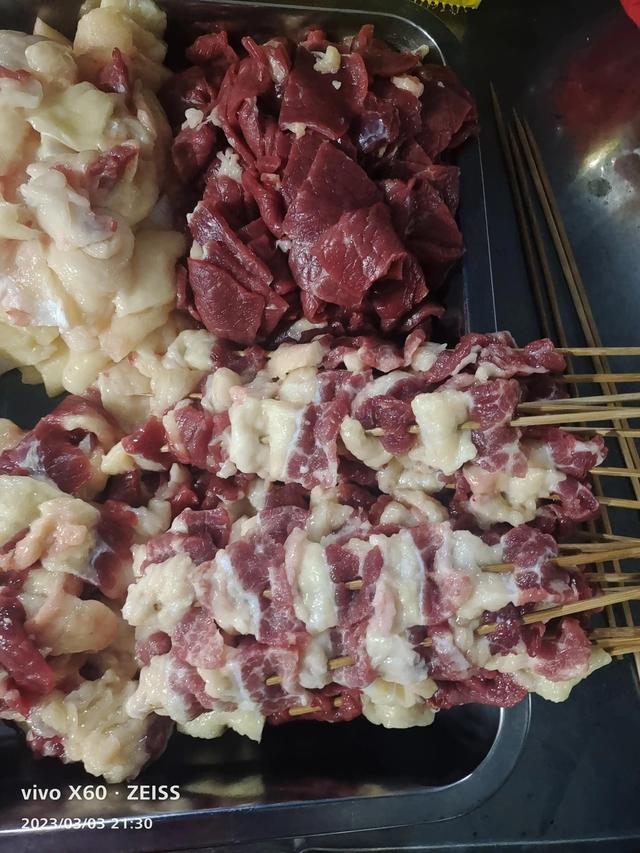 开一家冰雪蜜城店要多少钱，投资10元一小时赚500