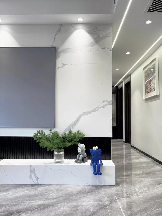 柳满坡,两只老虎by柳满坡