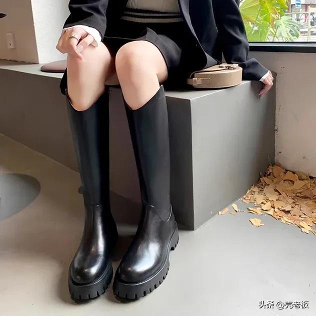 长筒靴搭配什么裤子好看，长筒靴搭配什么裤子好看图片